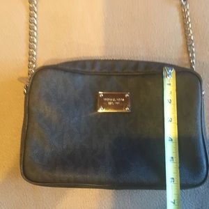 Black crossbody purse
